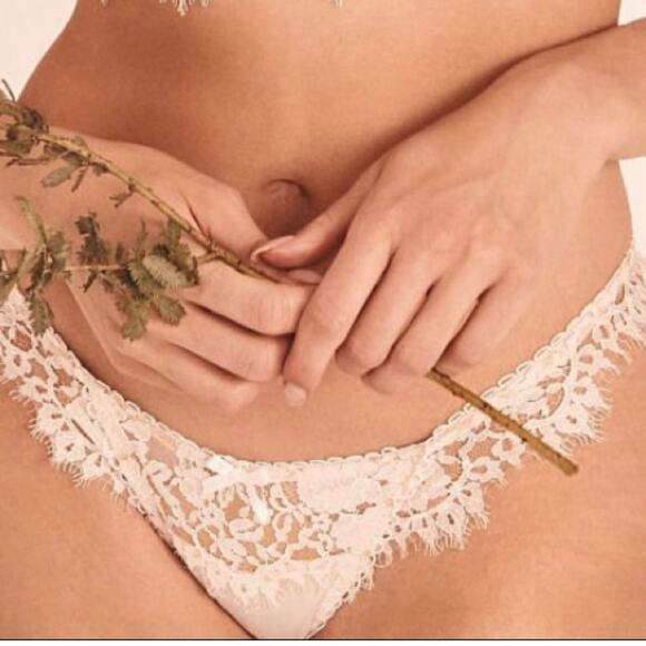 For Love & Lemons x Victoria’s Secret Faye Lace Thong Panty - Picture 1 of 4